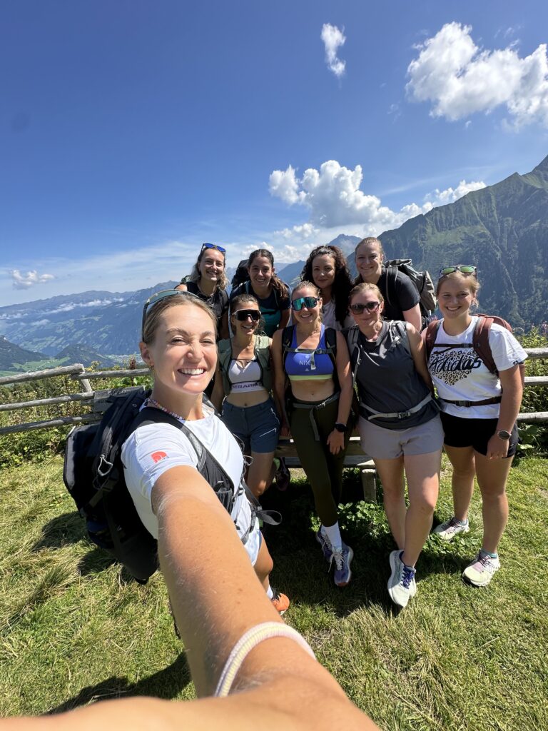 Girls Camp Gruppenselfie